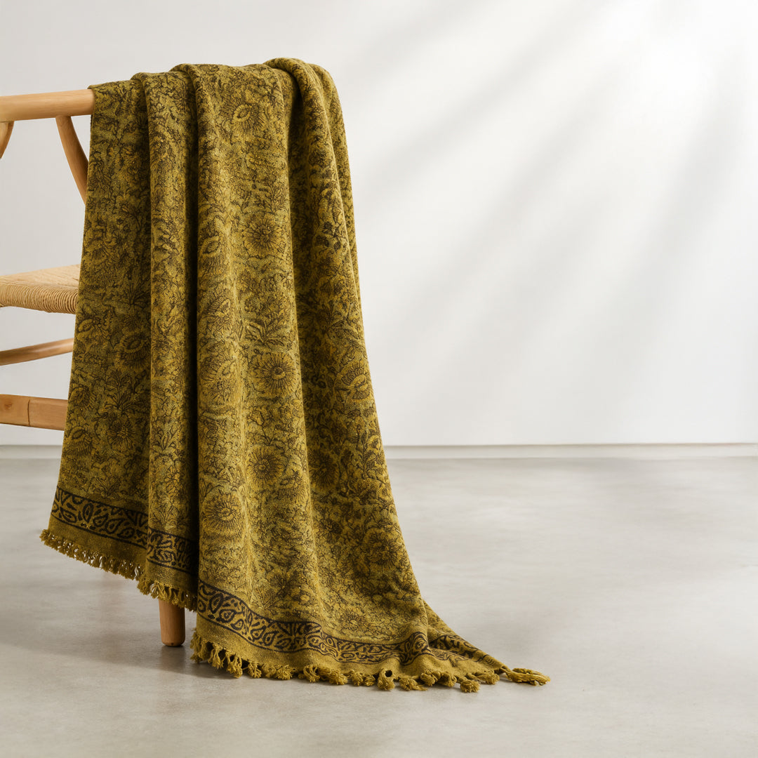 Haldi Gold Throw