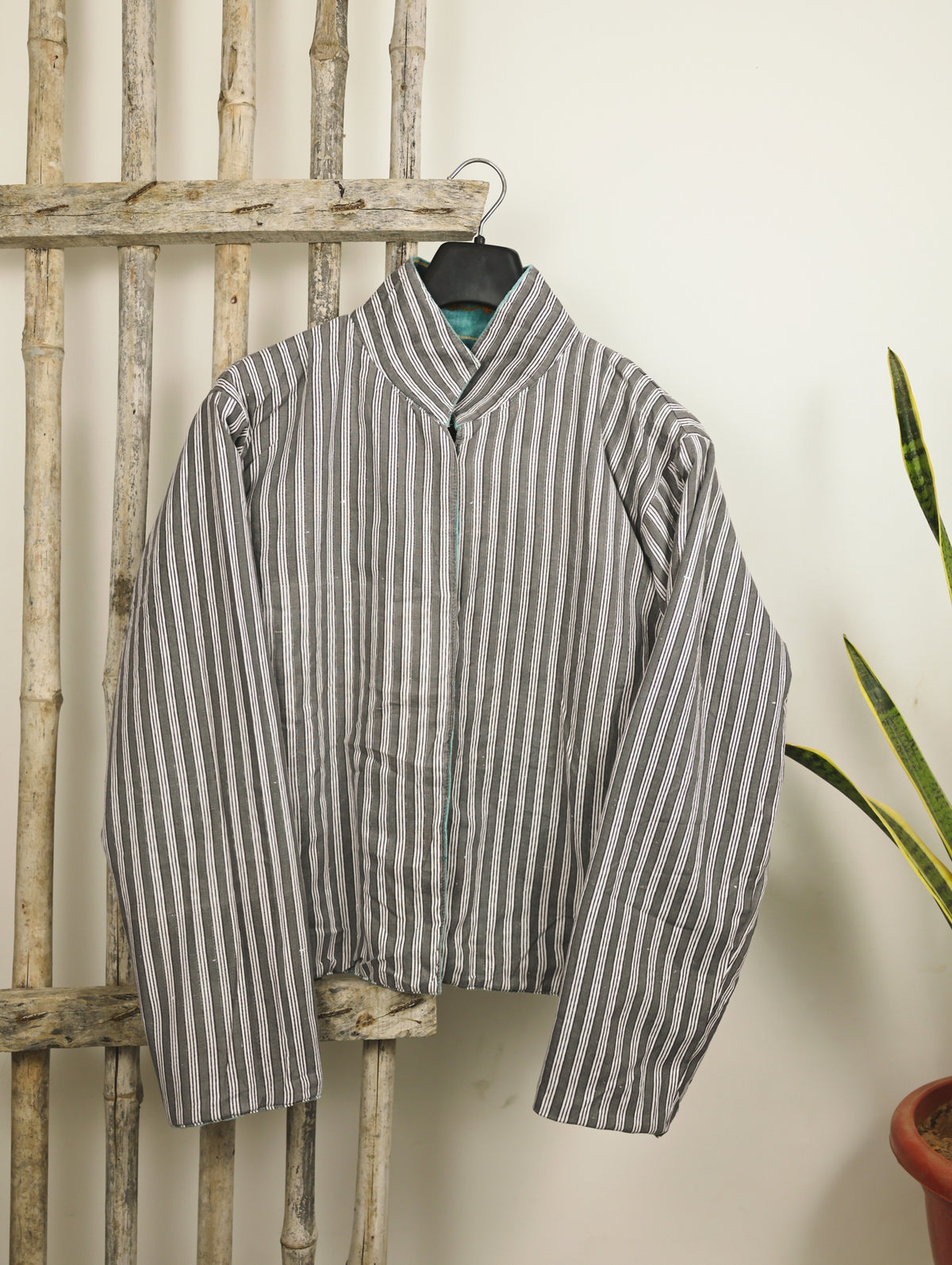 Oasis Velvet Jacket